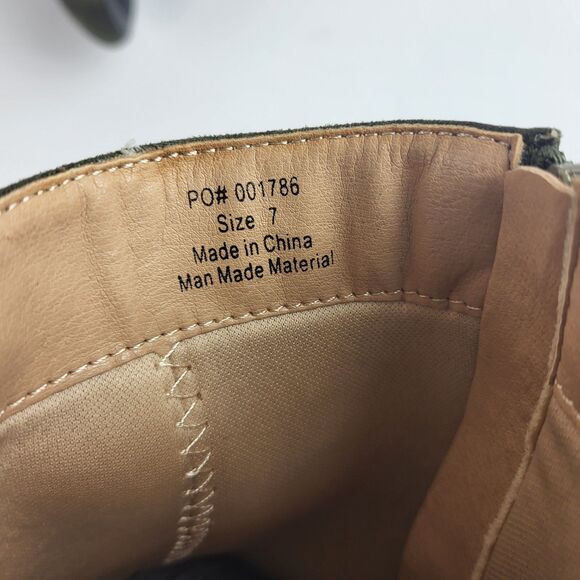 Journee Collection Faux Suede Zipper Ankle Booties Olive Green Women's Size 7 - Picture 8 of 10